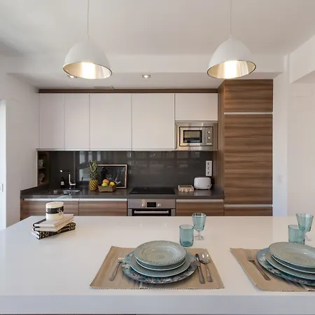 Chezmoihomes Plaza Nueva Penthouse Daire