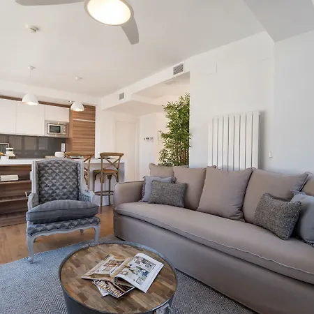 Chezmoihomes Plaza Nueva Penthouse Daire *