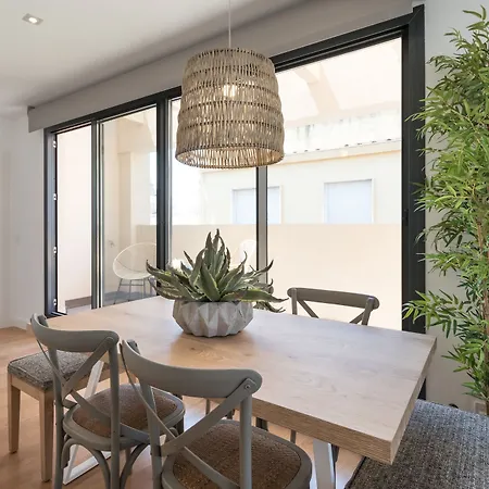 Chezmoihomes Plaza Nueva Penthouse Daire