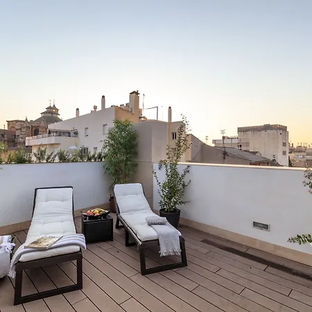 Chezmoihomes Plaza Nueva Penthouse *